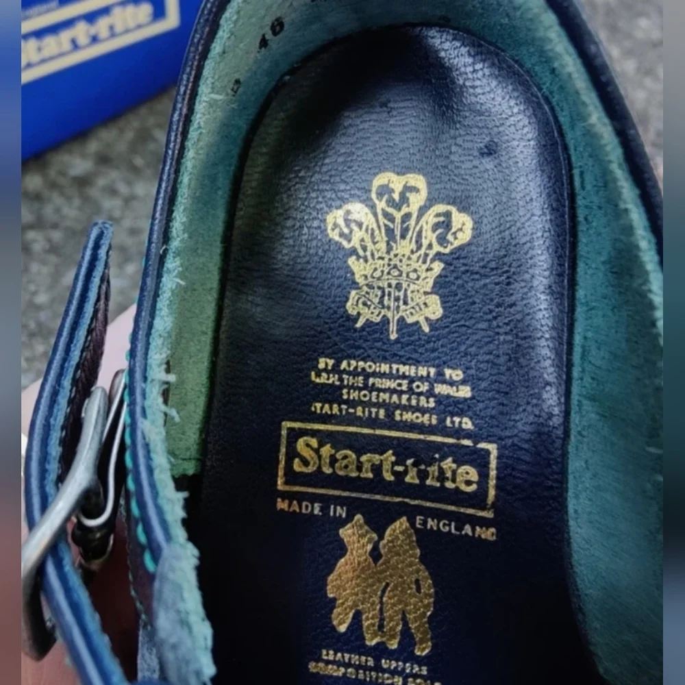 Stride Rite Toddler Navy Shoes - Picture 11 of 13